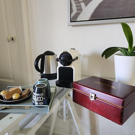 La Fee Des Eaux Bed and Breakfast Vernaison Εξωτερικό φωτογραφία